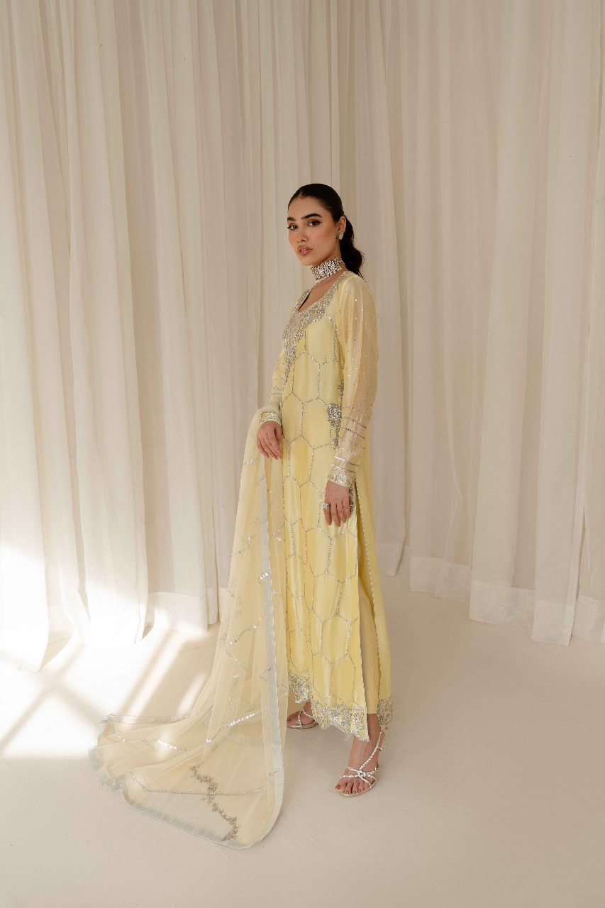 AAIRA | Lemon Yellow