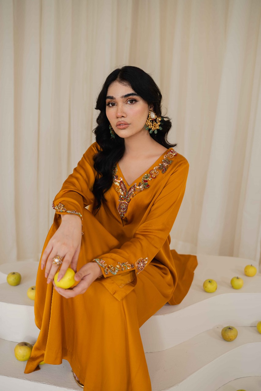 AAIRA | Mustard