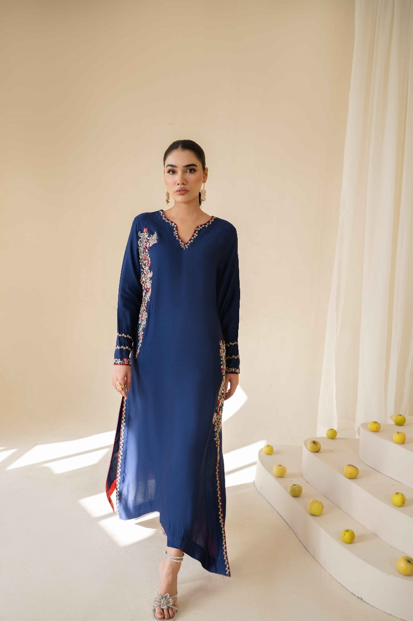 AAIRA | Navy Blue