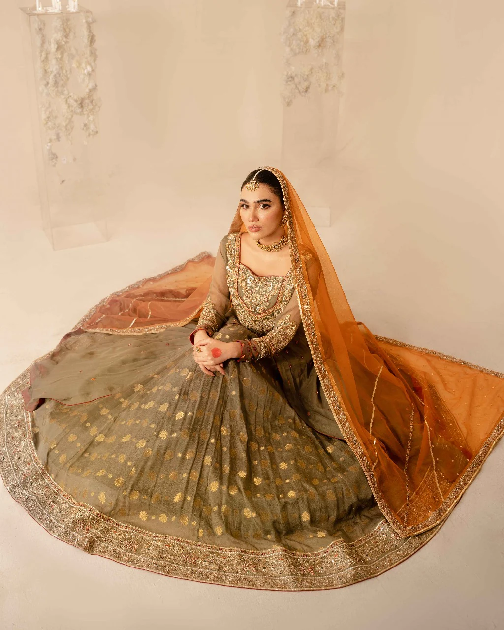 AAIRA | Olive green