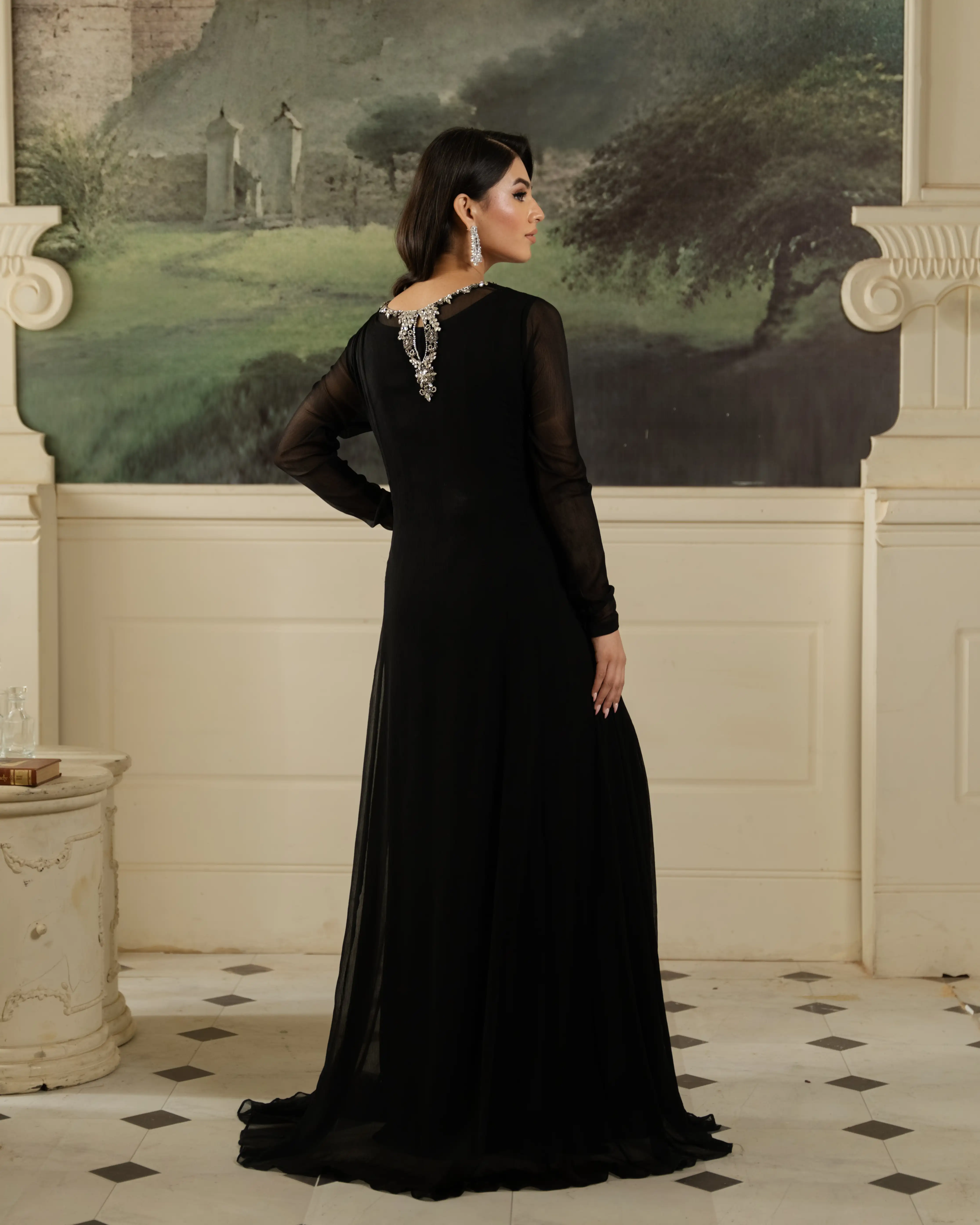 WANIA | Jet Black