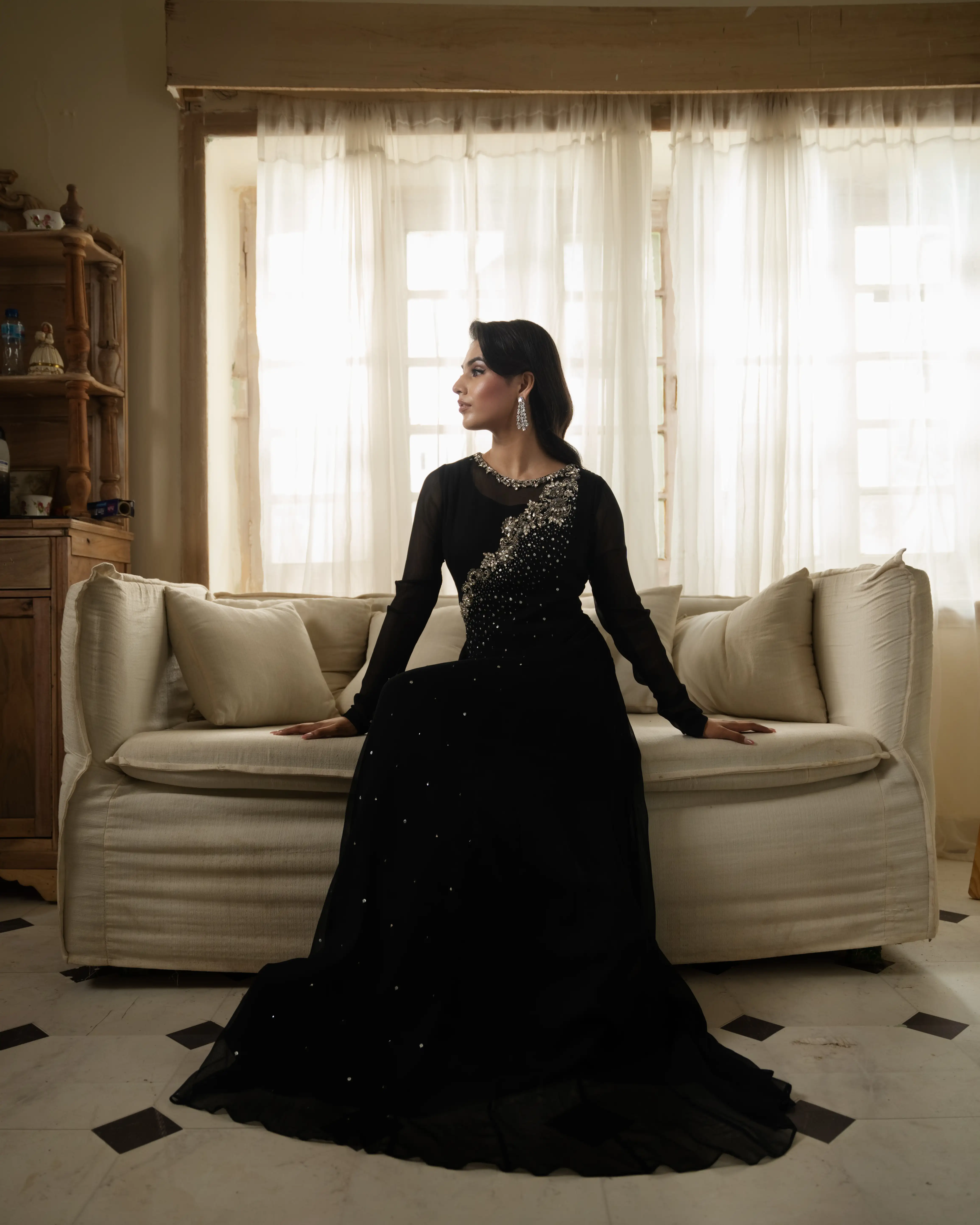 WANIA | Jet Black
